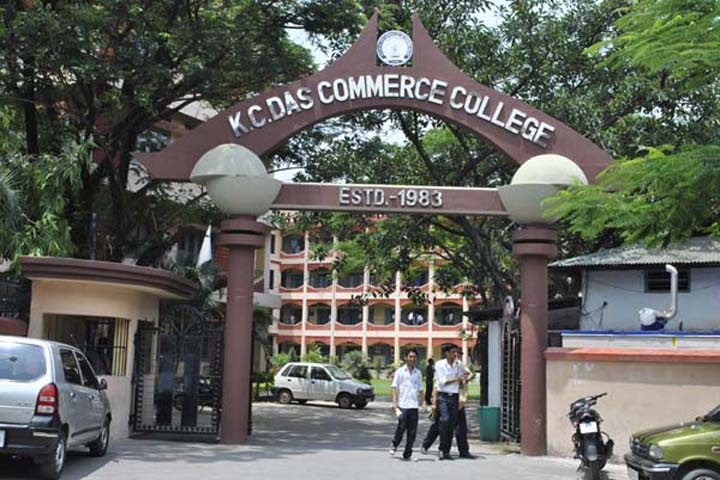 https://cache.careers360.mobi/media/colleges/social-media/media-gallery/9983/2018/11/30/Campus View of KC Das Commerce College Guwahati_Campus-View.jpg